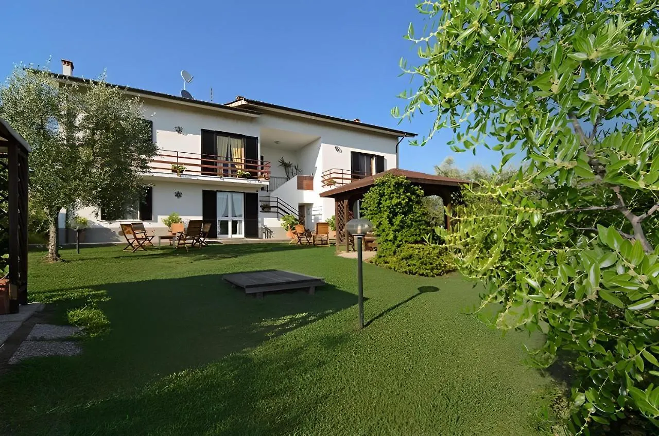 Agriturismo Saralisa Montecarlo 0*,  Italien